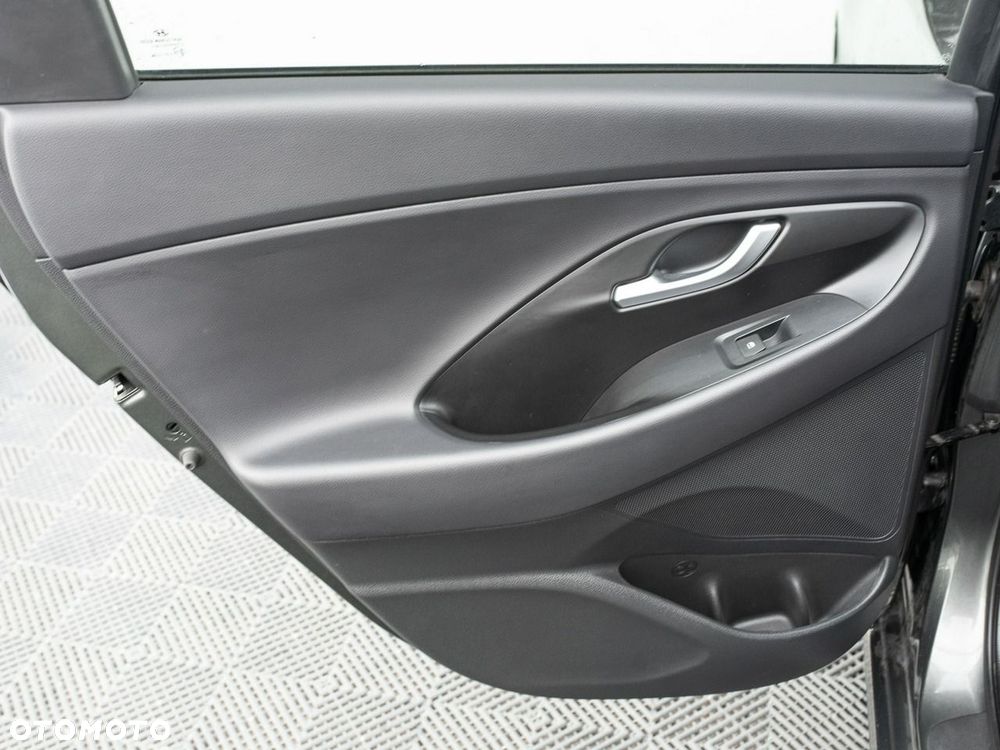 Hyundai i30 1.0 T-GDI Smart - 21