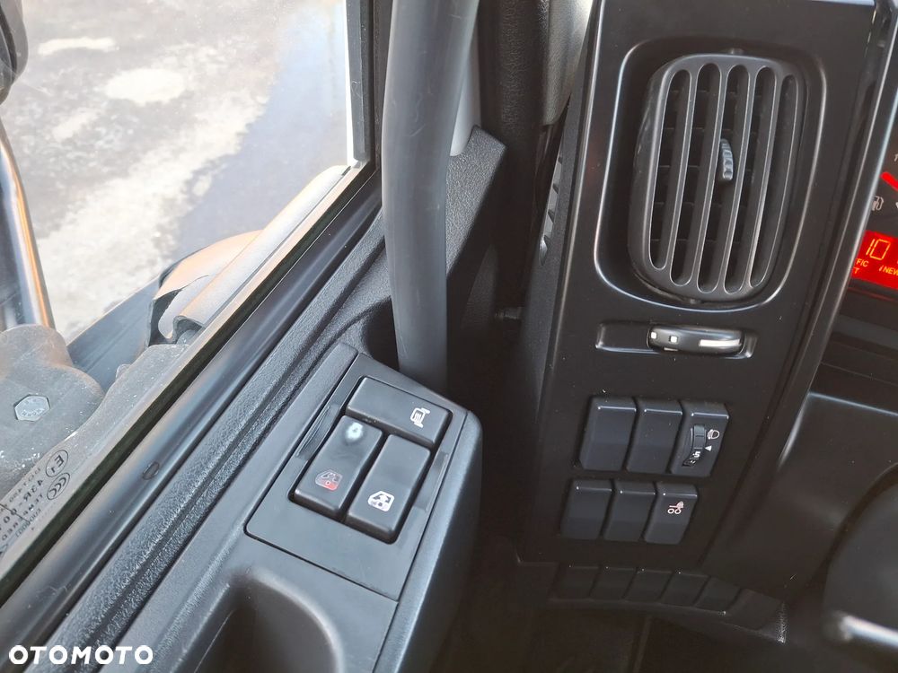 Renault D26 Śmieciarka FAUN Environnement VR5 LEV Euro 6 2014r 3 Osie Segregacja Odpady - 26