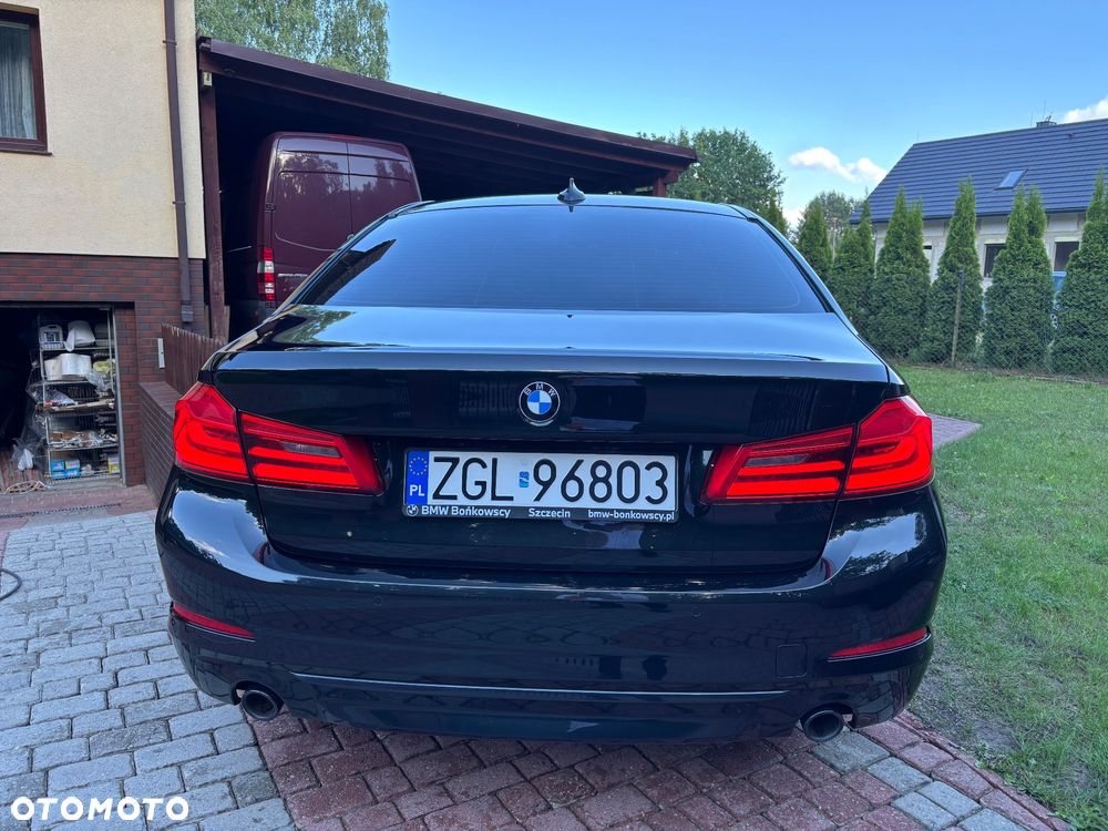 BMW Seria 5 518d Sport Line sport - 10