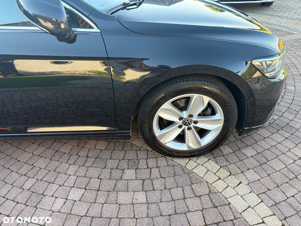 Volkswagen Passat 2.0 TSI Business DSG - 9