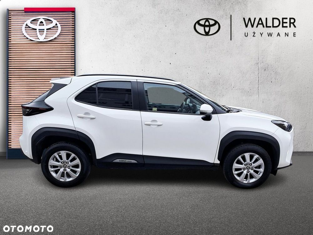 Toyota Yaris Cross Hybrid 1.5 Comfort 4x4 - 7