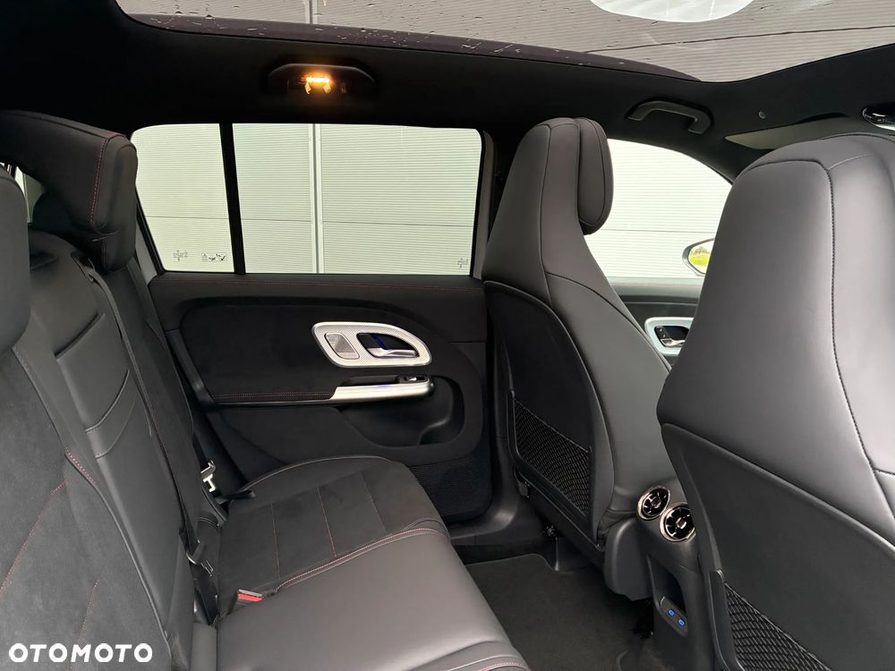 Mercedes-Benz GLB 200 mHEV 8G-eDCT - 6