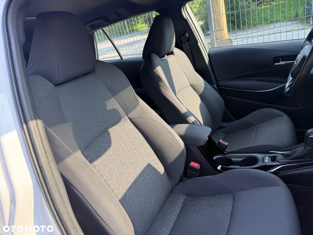 Toyota Corolla 1.8 Hybrid Comfort - 15