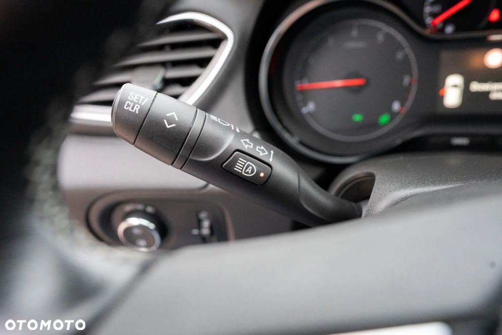 Opel Grandland X 1.2 Start/Stop Business INNOVATION - 13