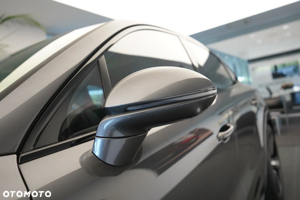 Porsche Cayenne - 30