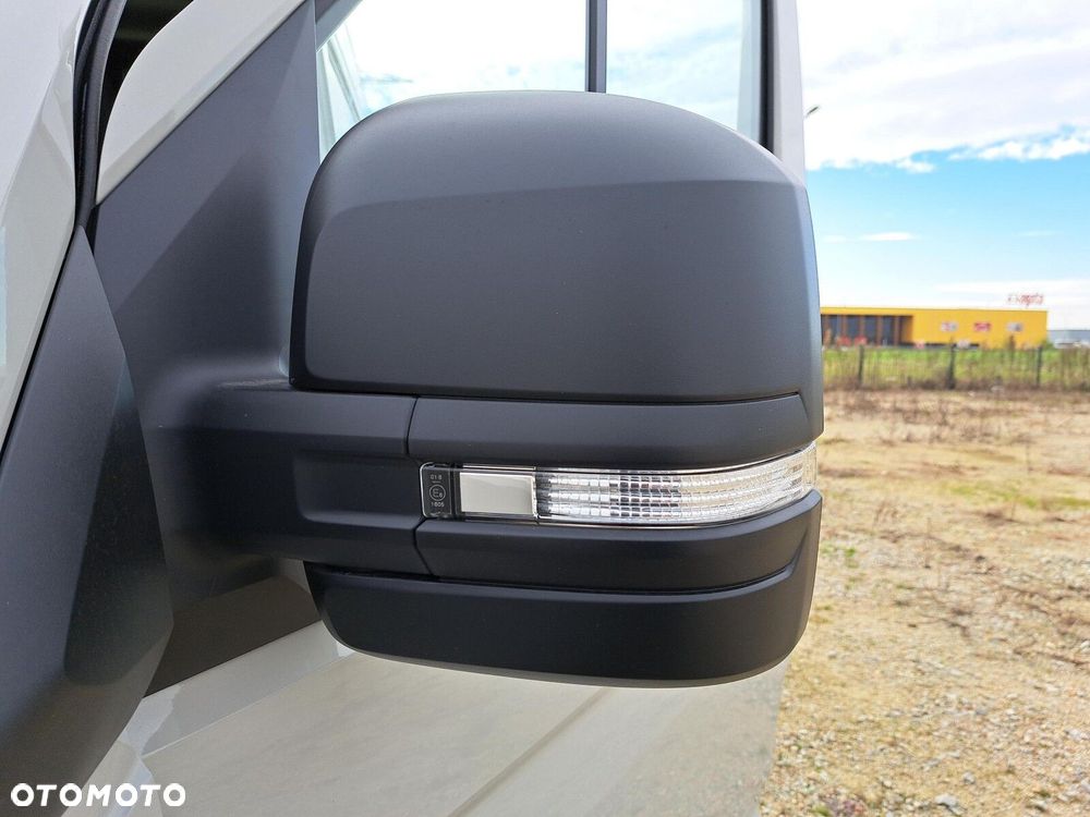 Volkswagen Crafter - 30