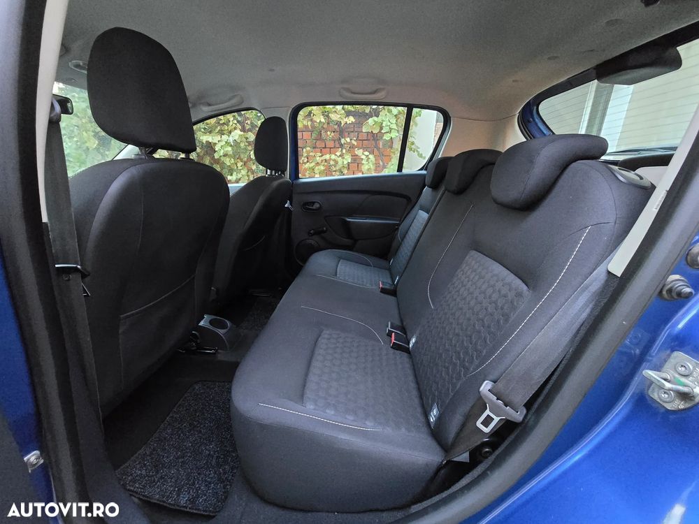 Dacia Sandero 1.2 - 8