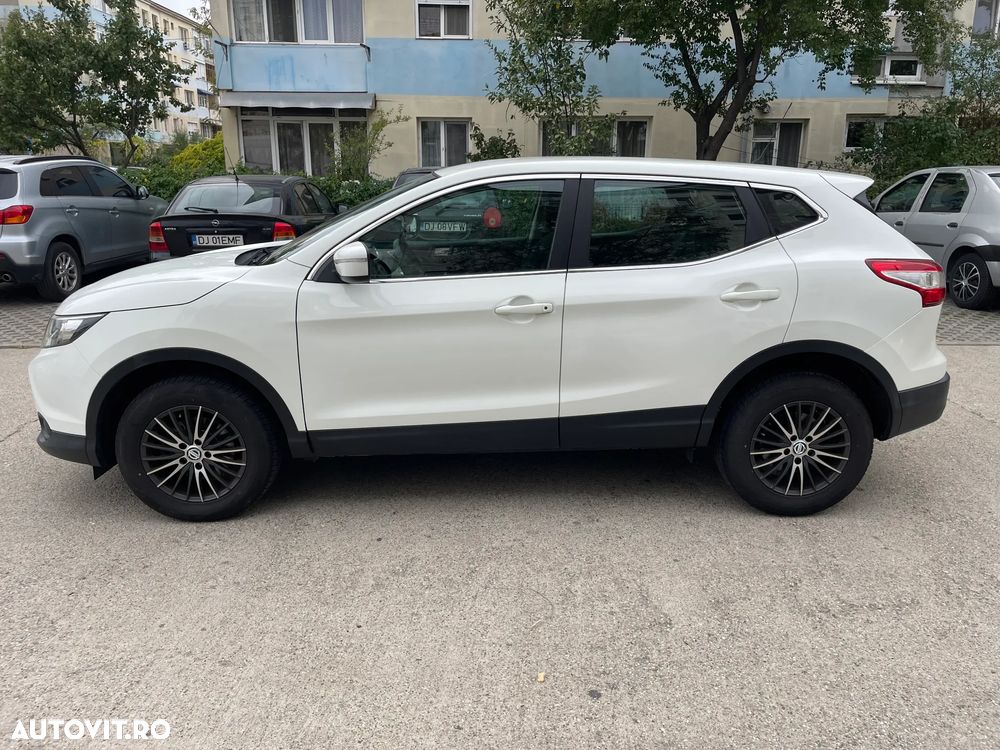 Nissan Qashqai 1.5 DCI Start/Stop N-Connecta - 12