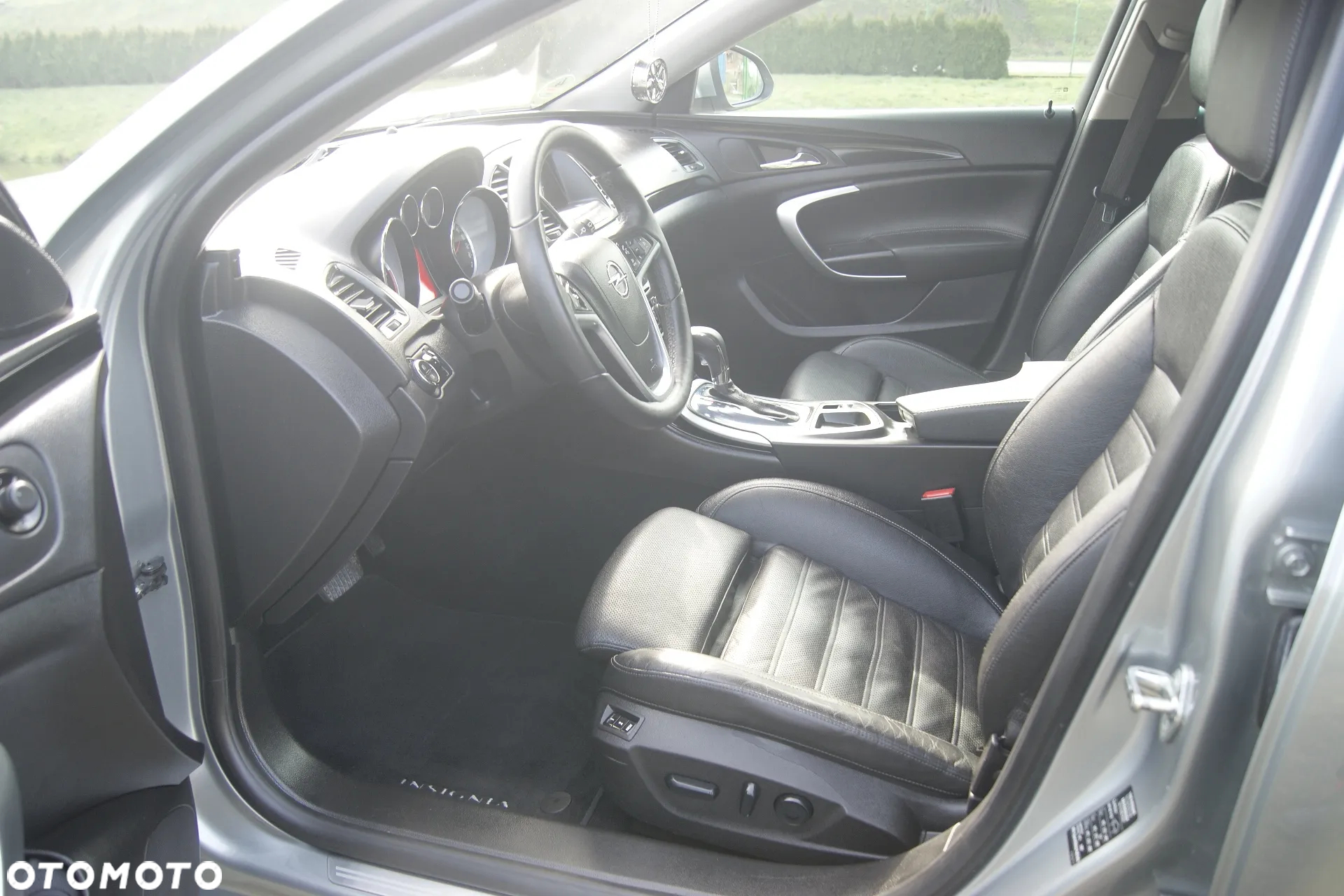 Opel Insignia - 8