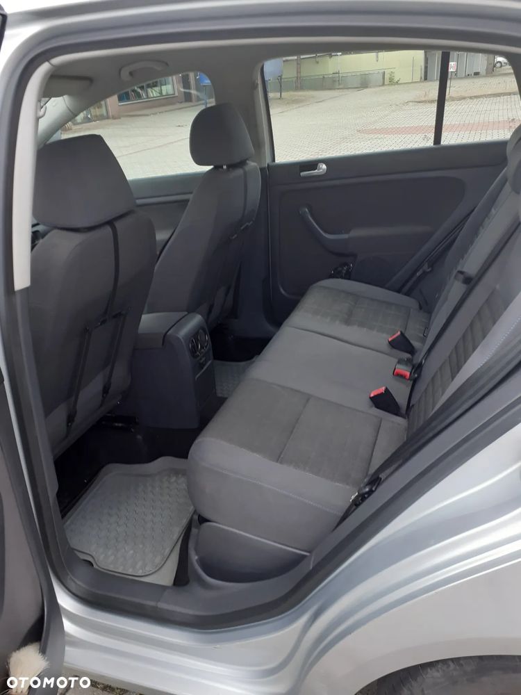 Volkswagen Golf Plus 1.9 TDI Comfortline - 16