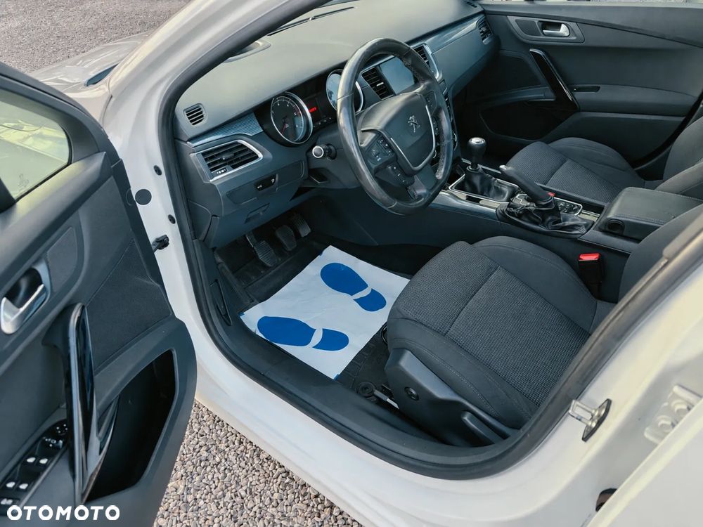 Peugeot 508 HDi FAP 140 Allure - 10