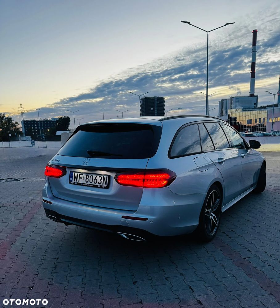 Mercedes-Benz E-Class 2017 photo 3