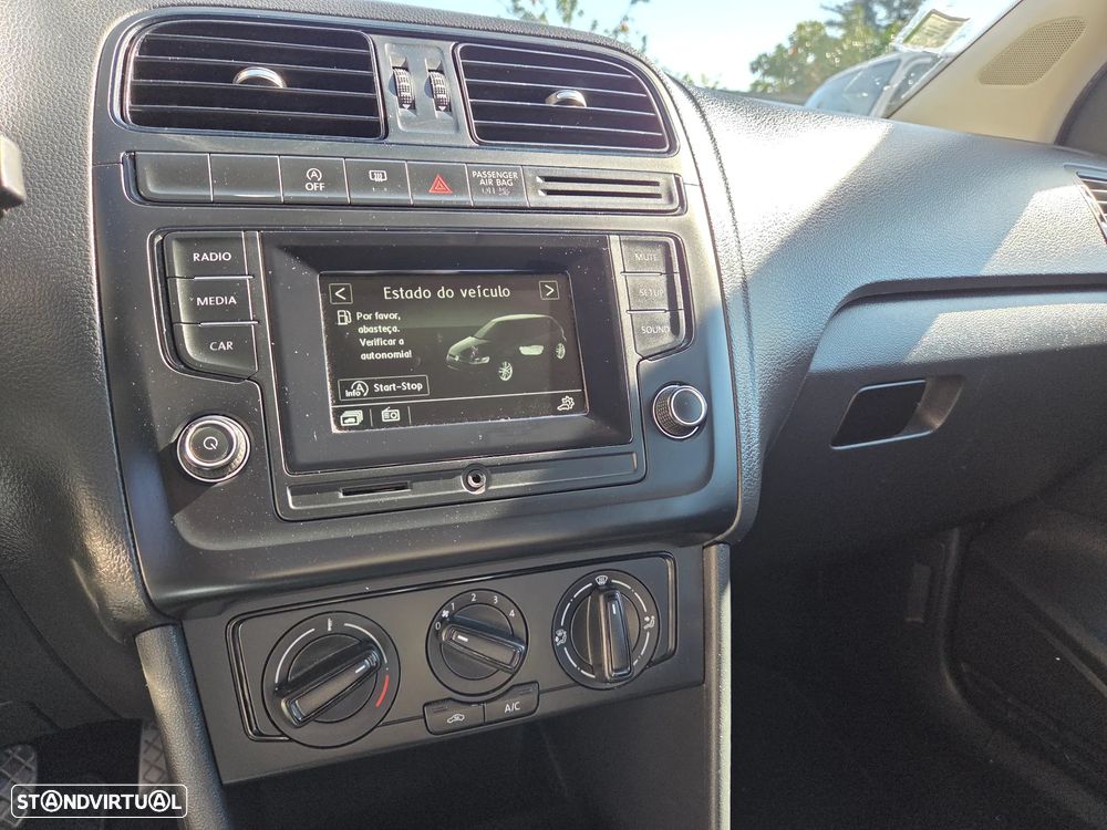 VW Polo 1.4 TDi BlueMotion - 17