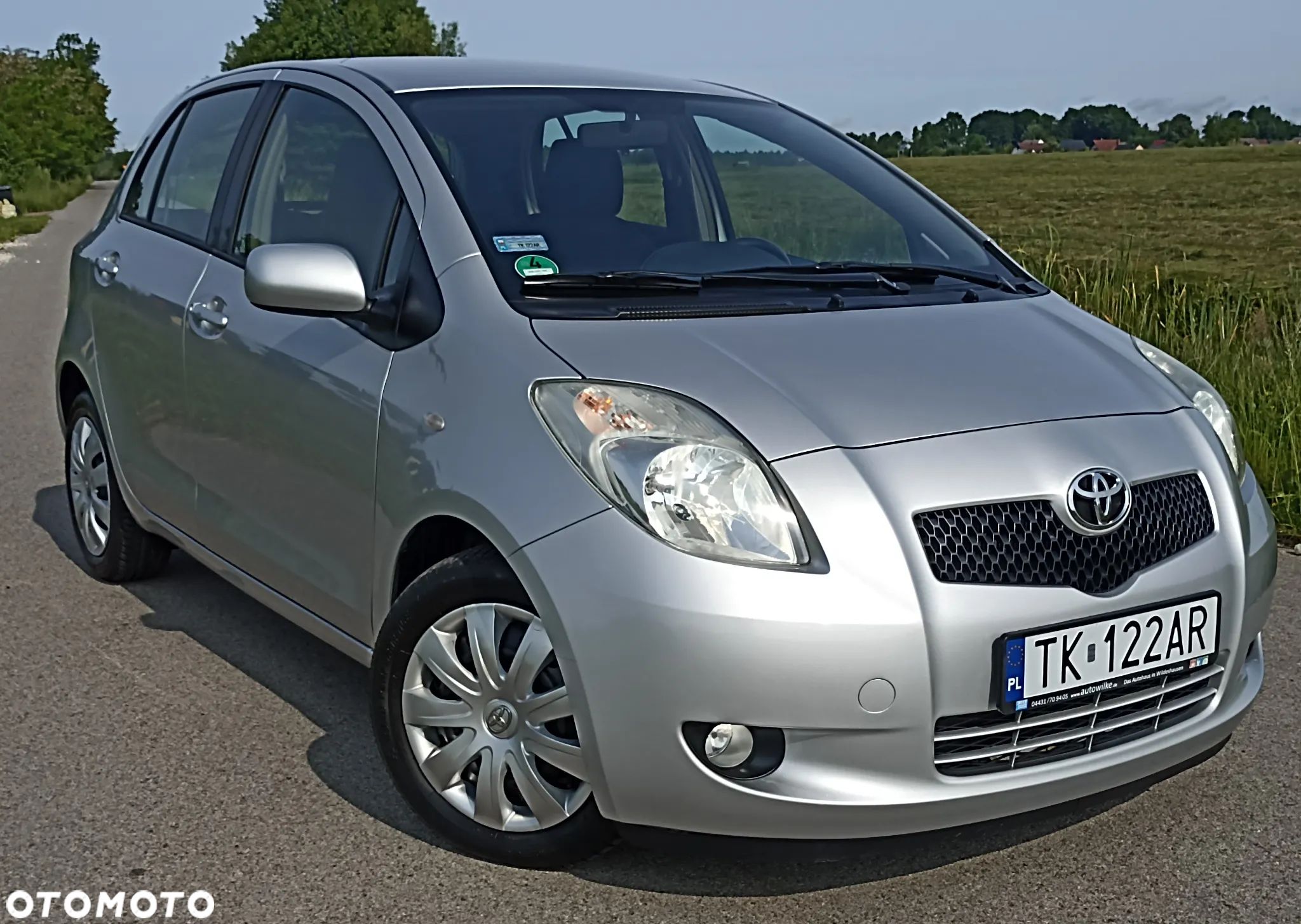 Toyota Yaris 1.3 Prestige - 1