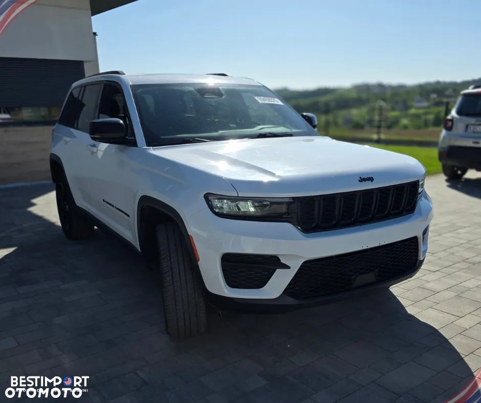 Jeep Grand Cherokee - 3