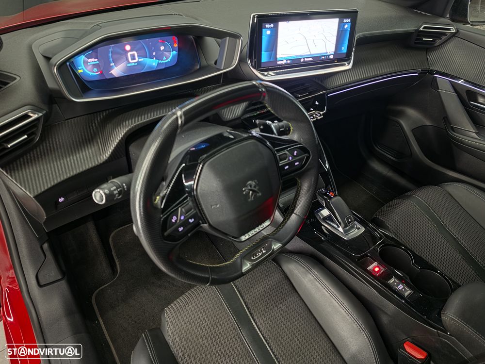 Peugeot 208 1.2 PureTech GT Line EAT8 - 8