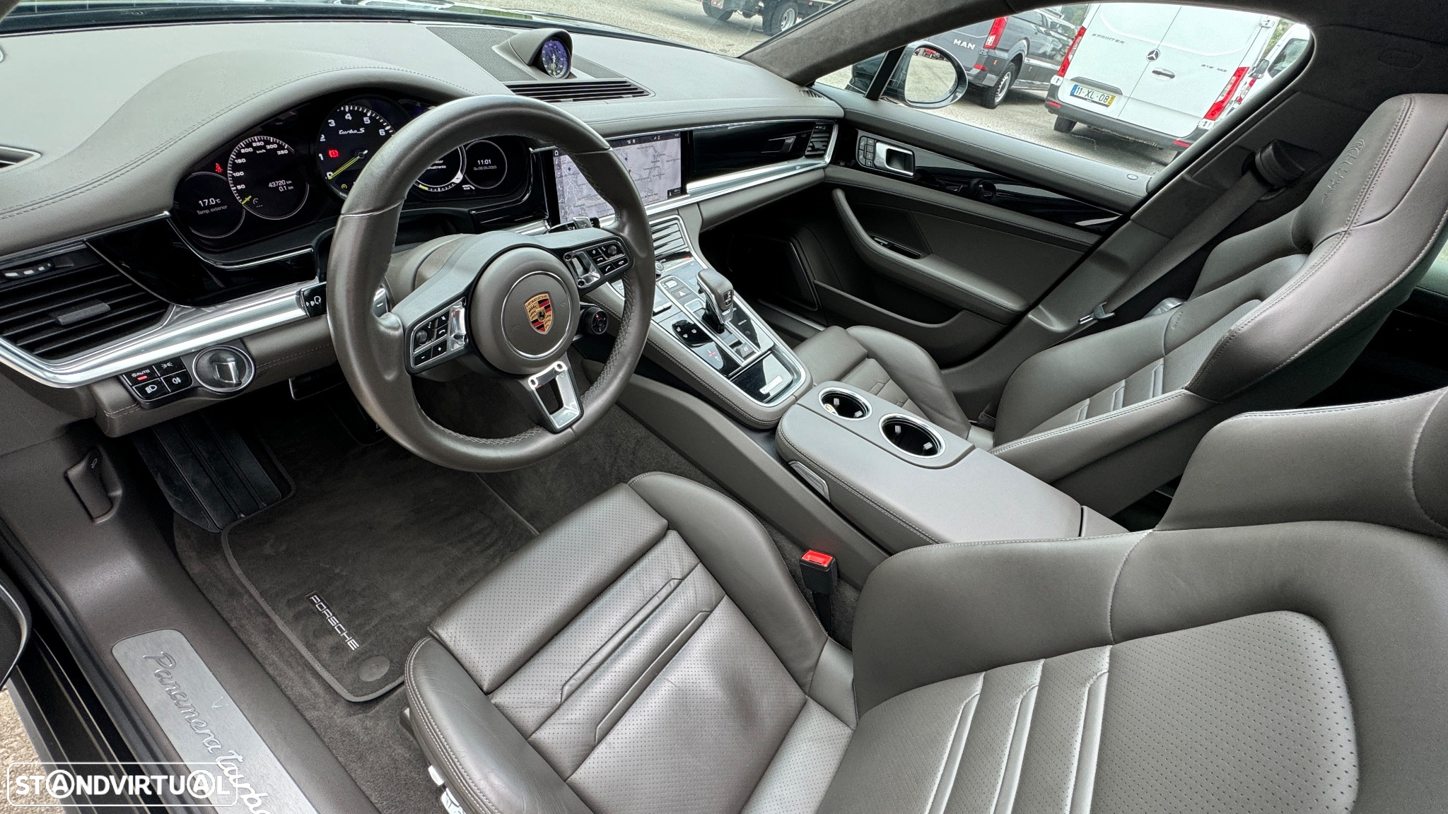 Porsche Panamera Turbo S E-Hybrid - 21