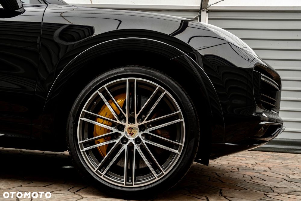 Porsche Cayenne - 7