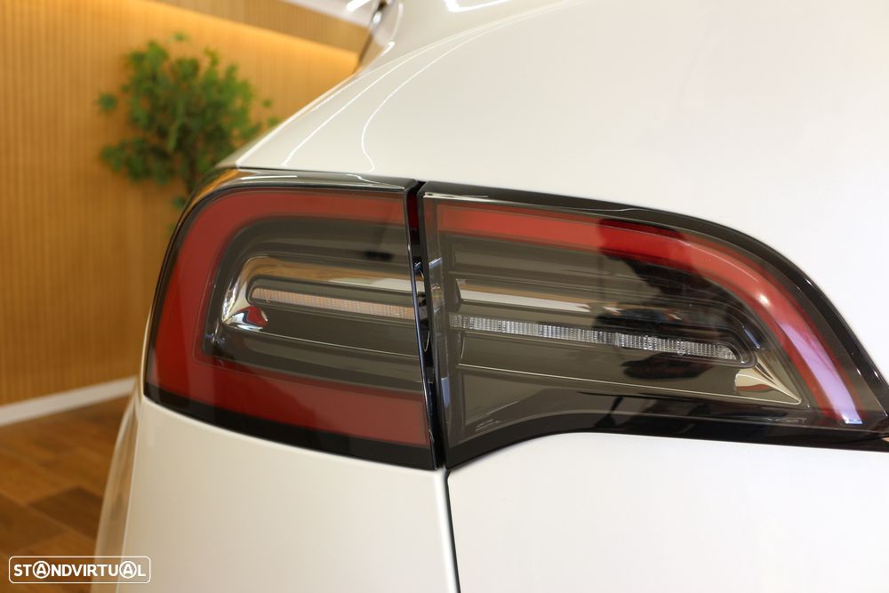 Tesla Model Y Long Range Tração Integral - 25