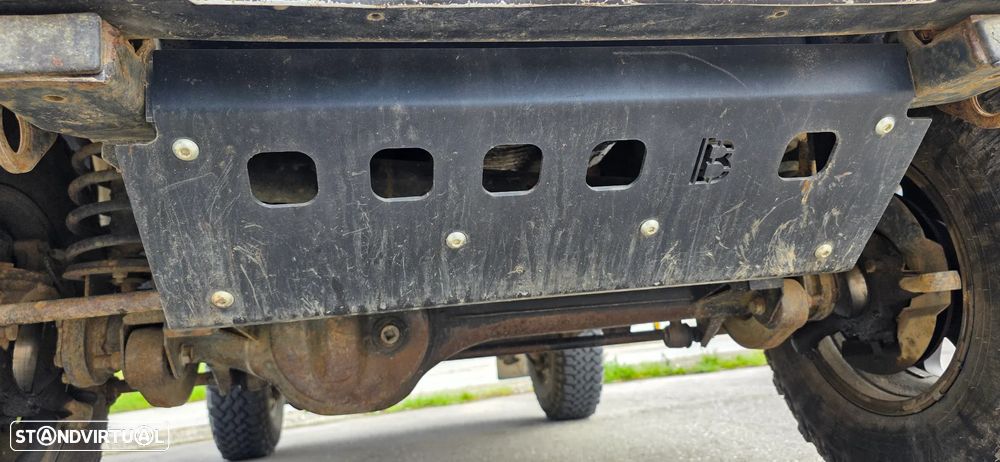 Land Rover Defender 90 2.5 TD5 Metal Top - 7