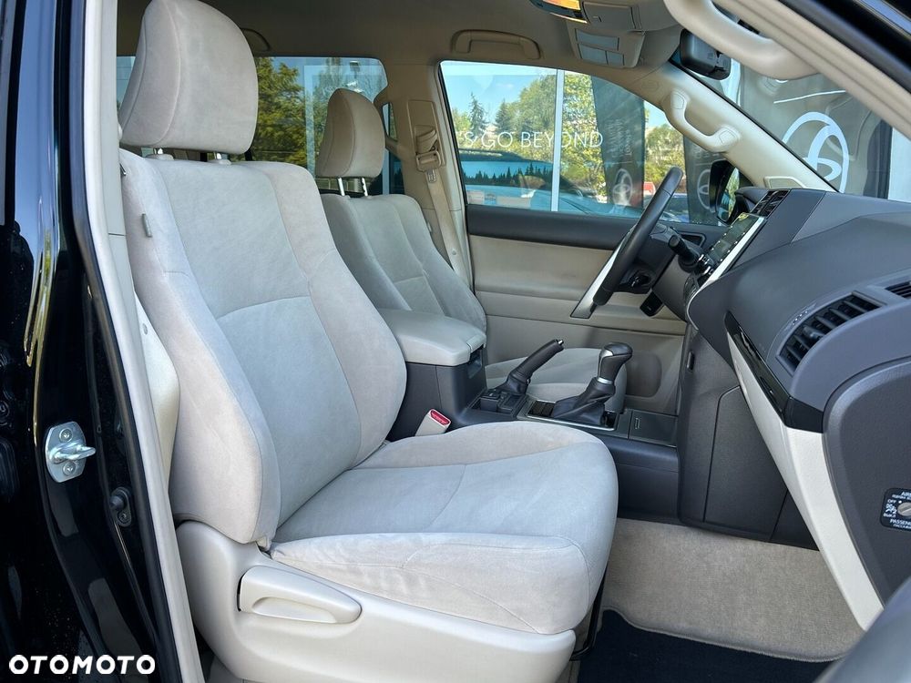 Toyota Land Cruiser LC 2.8 D-4D Prado - 11