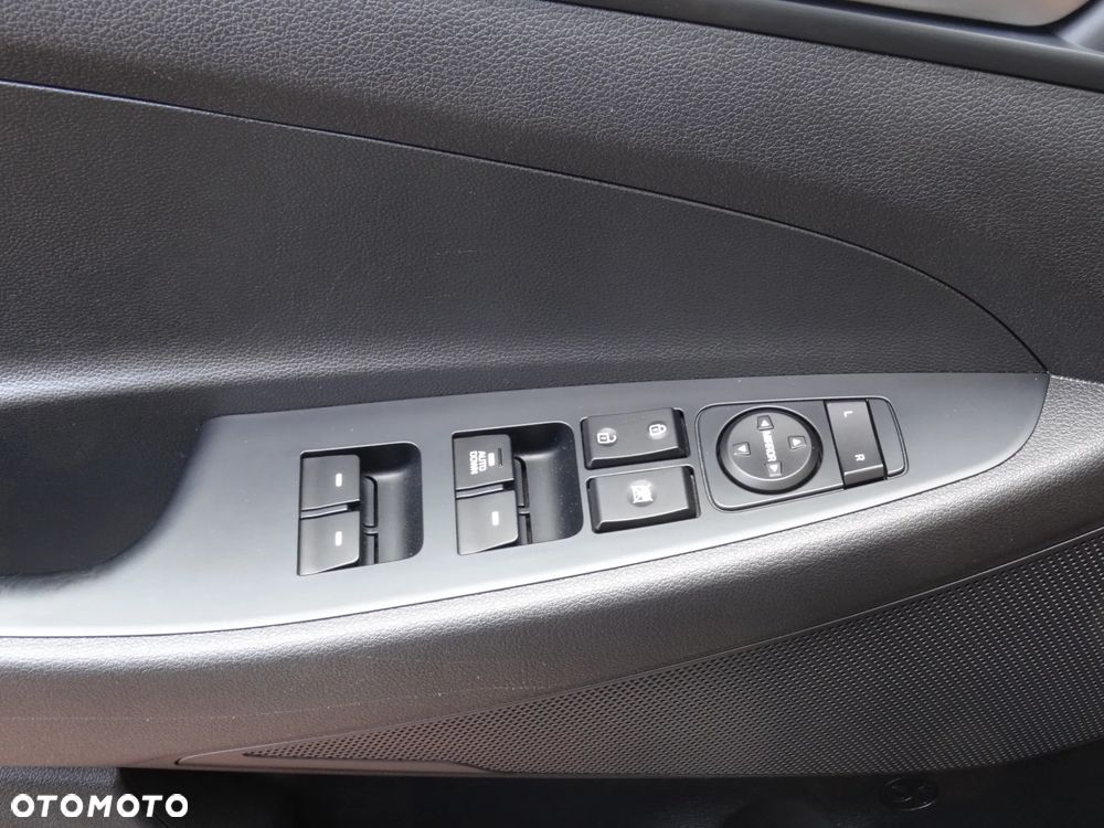 Hyundai Tucson 1.6 GDi 2WD Trend - 23