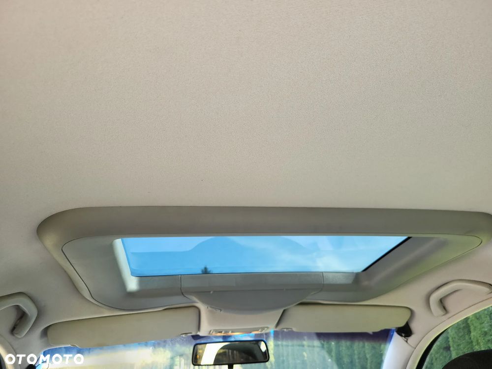 Volkswagen Passat - 19