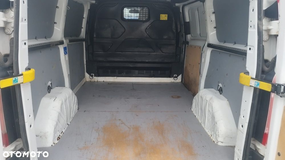 Ford Transit Custom - 11