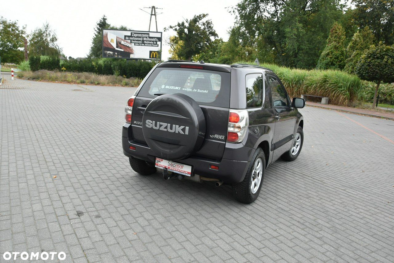 Suzuki Grand Vitara 1.6 - 17