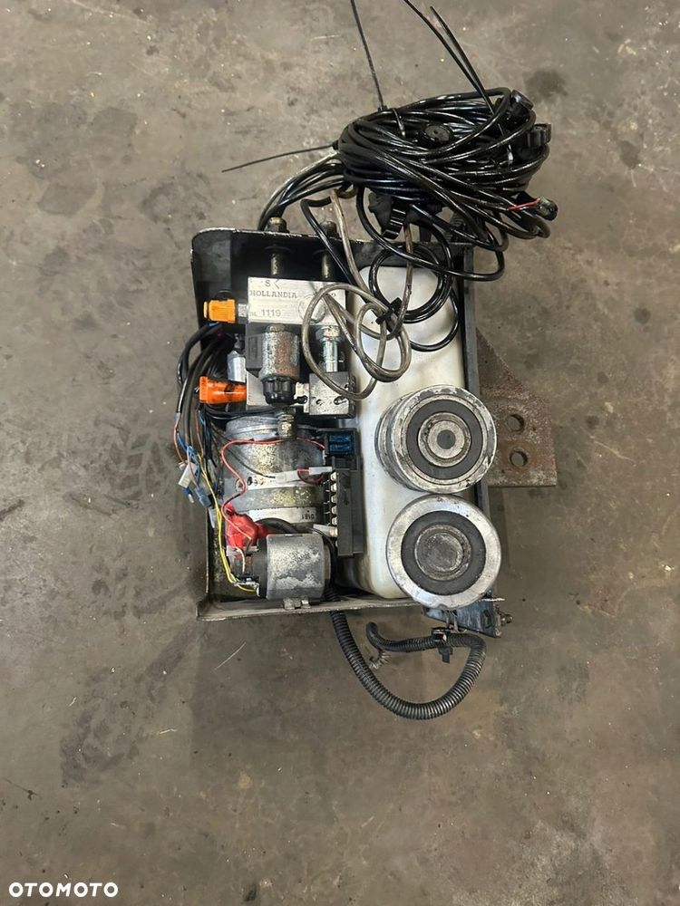 SILNIK WINDA DHOLLANDIA AGREGAT POMPA ZBIORNIK 24V WINDA ZAŁADOWCZA - 2