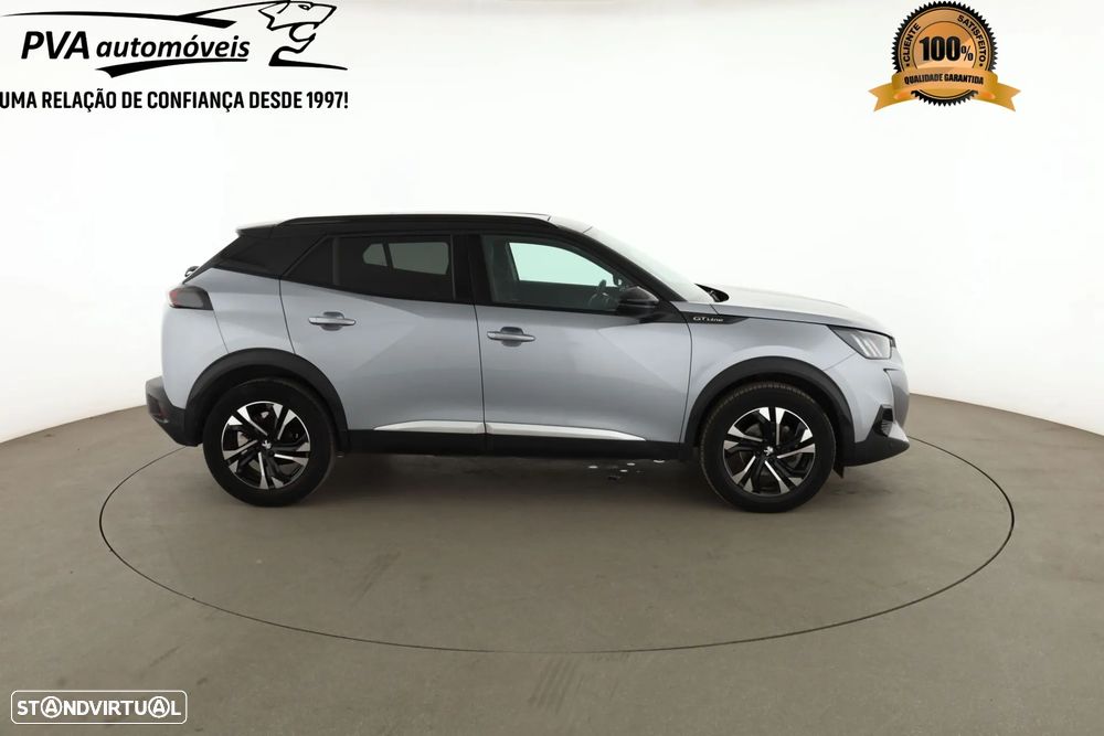 Peugeot 2008 1.2 PureTech GT Line - 4