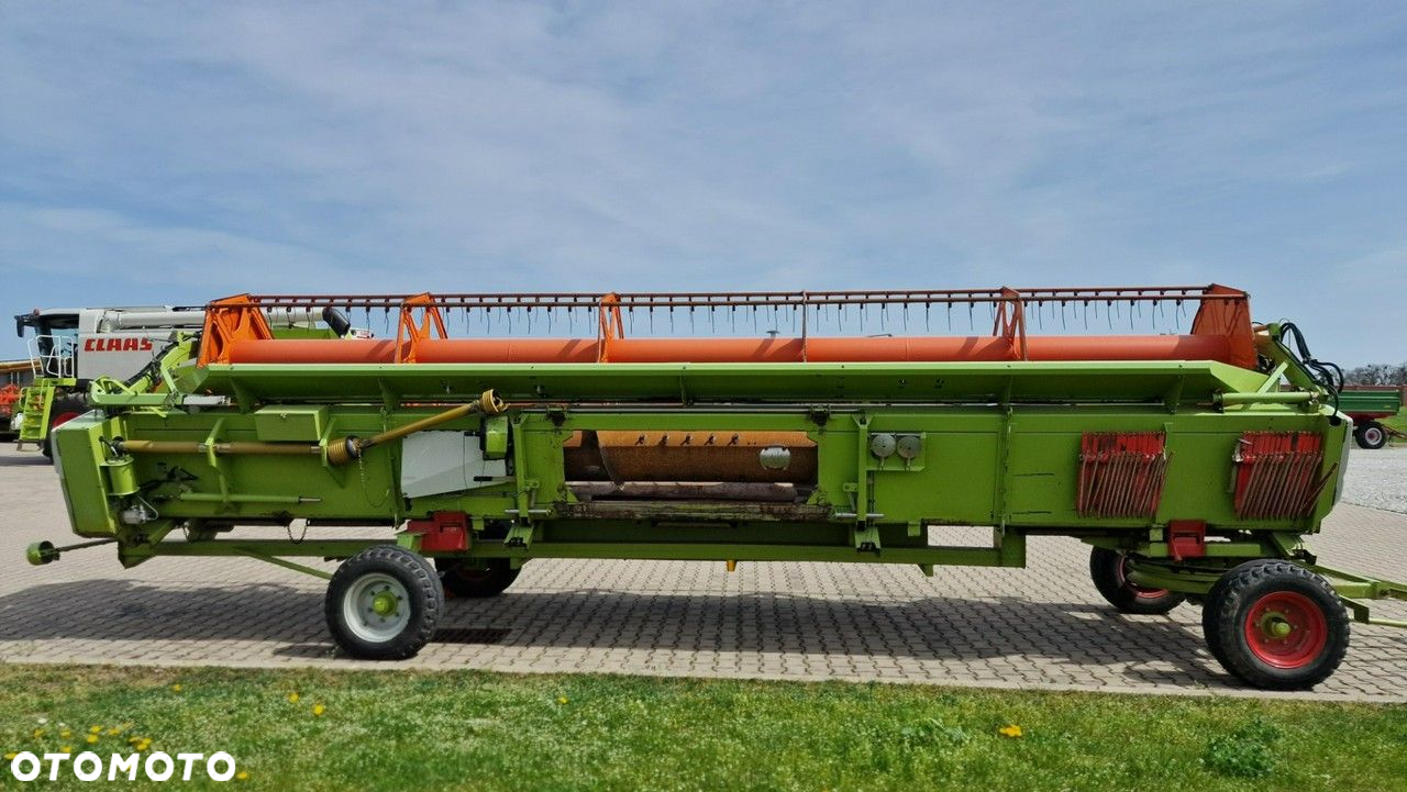 Claas kombajn CLAAS Lexion 550 / 560 + Heder V750 - 22