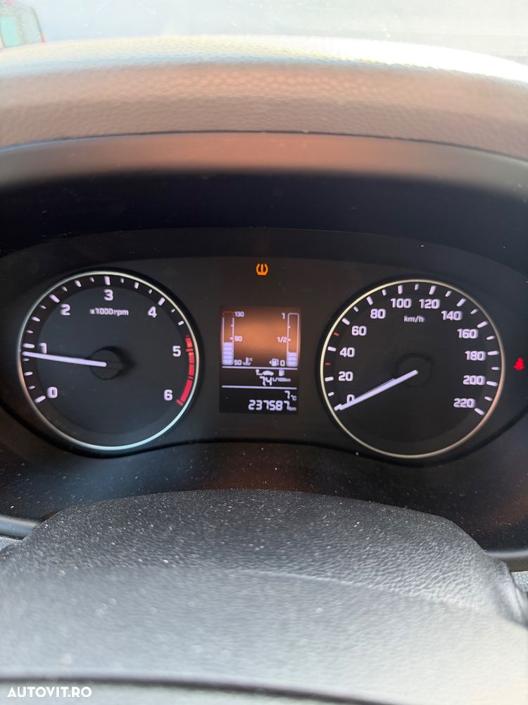 Hyundai i20 1.1 CRDi M/T Confort - 9