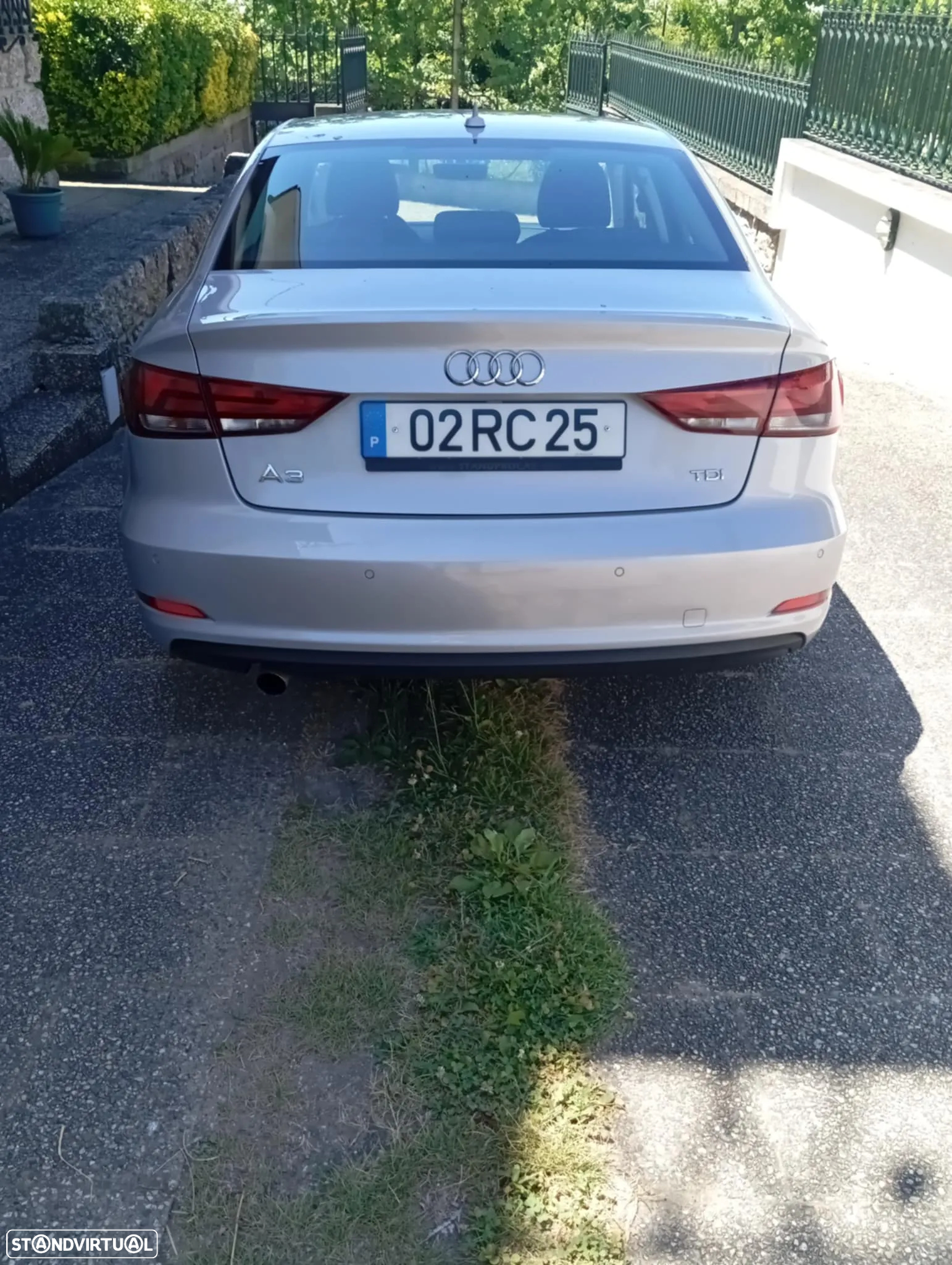 Audi A3 Limousine 1.6 TDI Advance - 6
