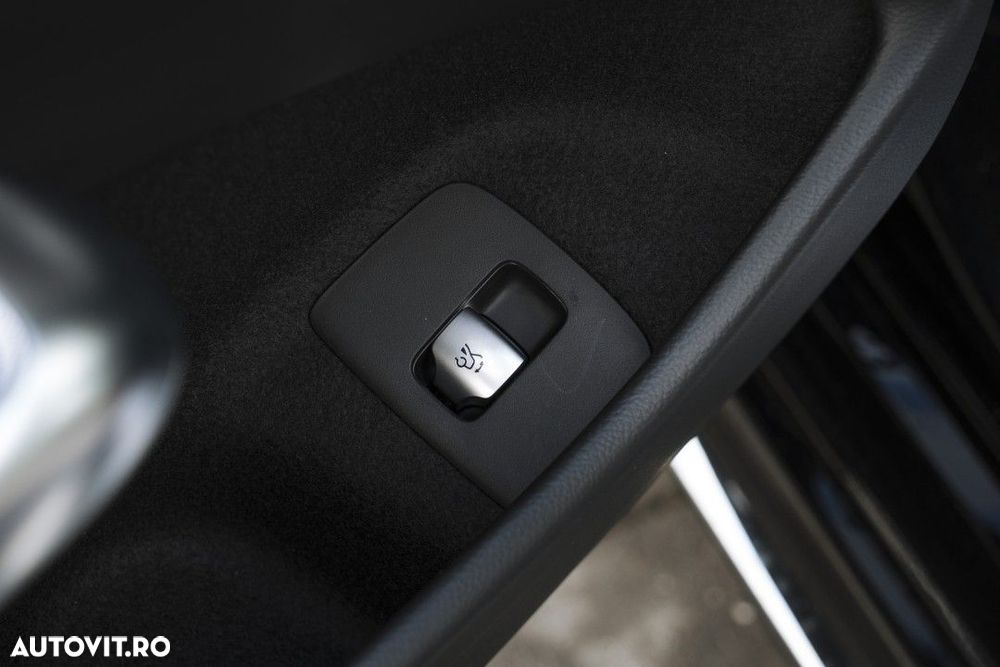 Mercedes-Benz E - 30