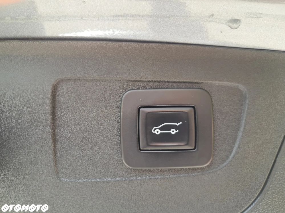Opel Insignia 2.0 BiTurbo 4x4 Business Innovation - 26