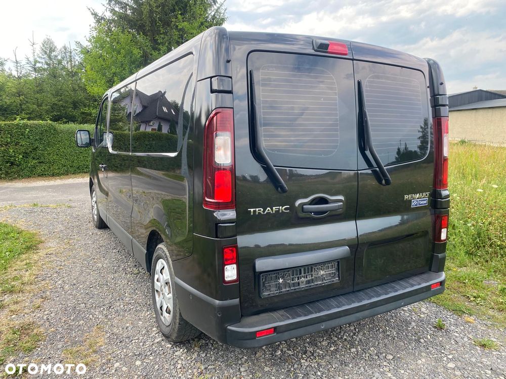 Renault Trafic 2.0 dCi - 6