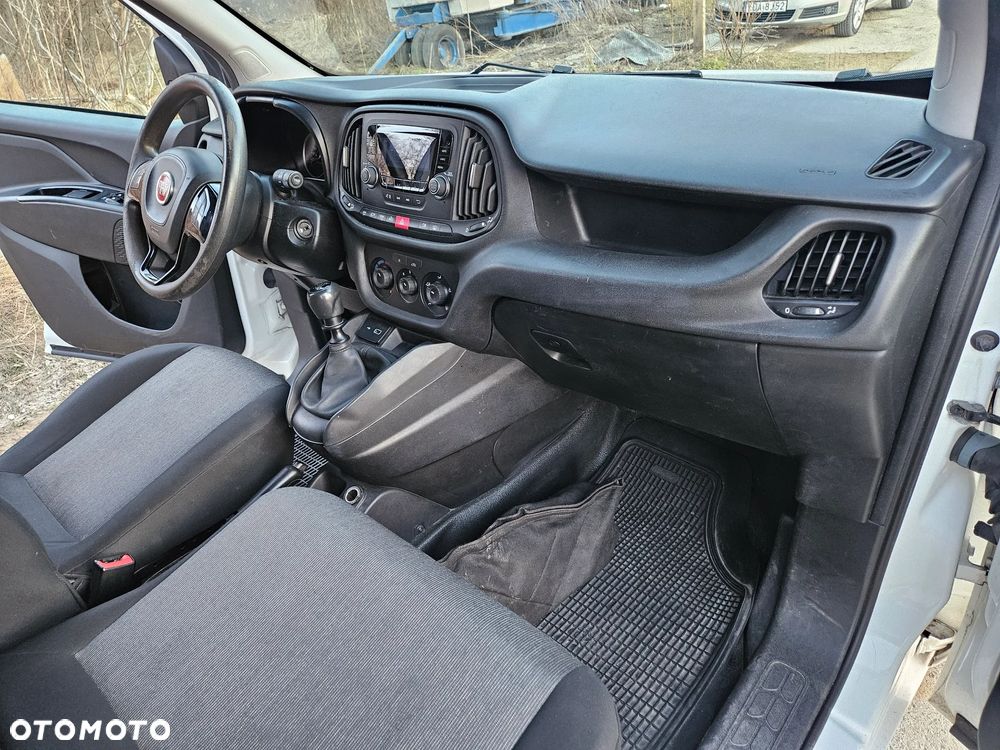 Fiat Doblo Cargo Maxi SX L2H1 1.6 MJ 105KM - 17