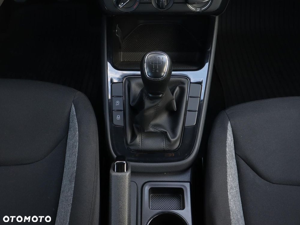 Skoda Fabia - 14