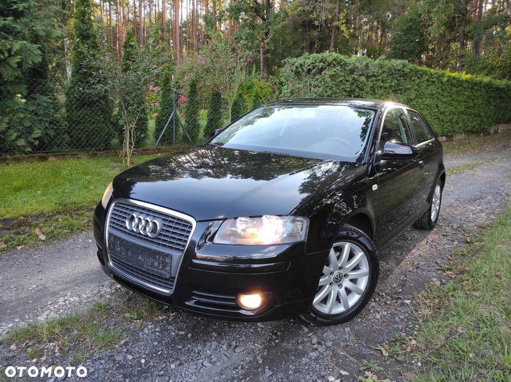 Audi A3 3-drzwiowe 1.6 Attraction - 2