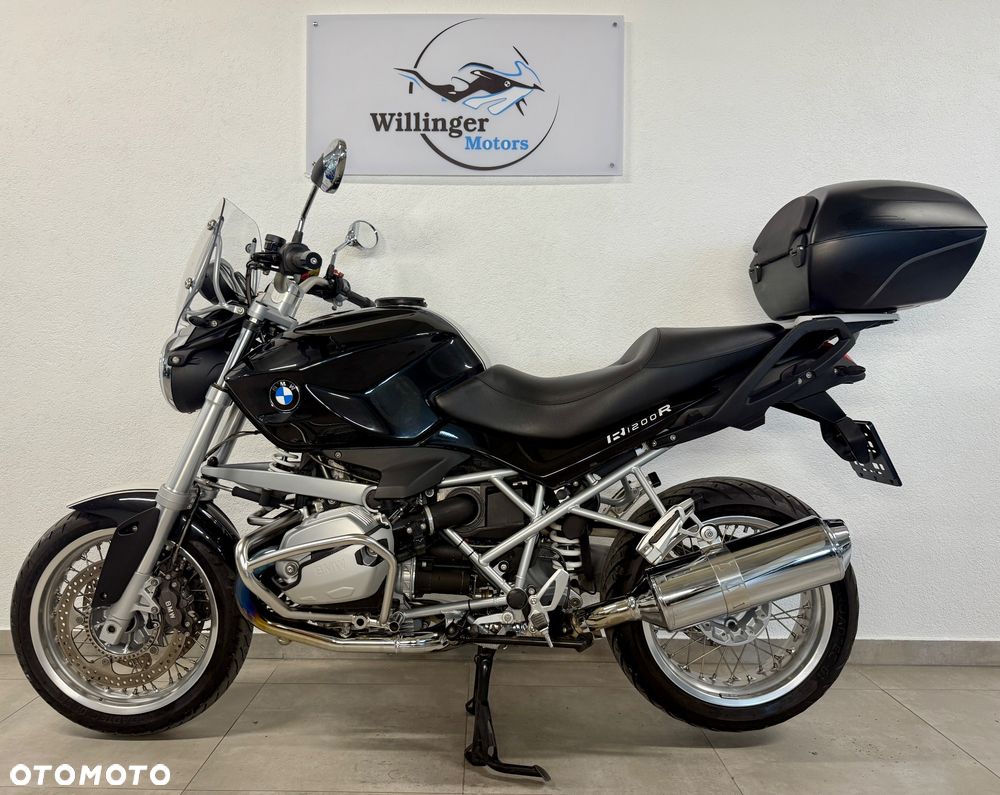 BMW R - 1