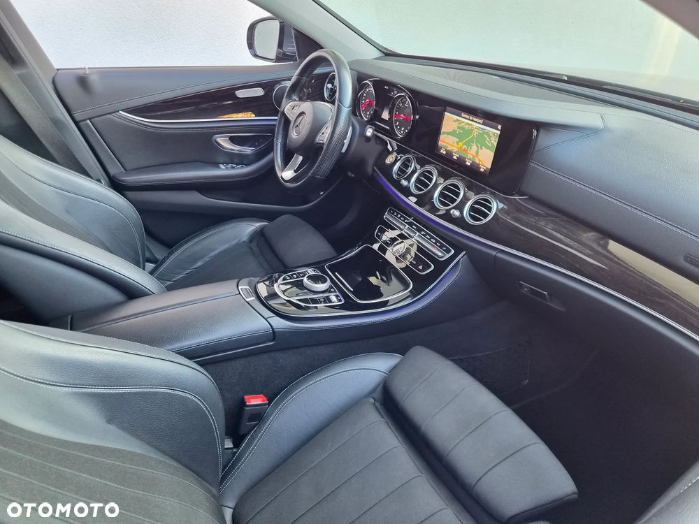 Mercedes-Benz Klasa E 220 d 9G-TRONIC - 17