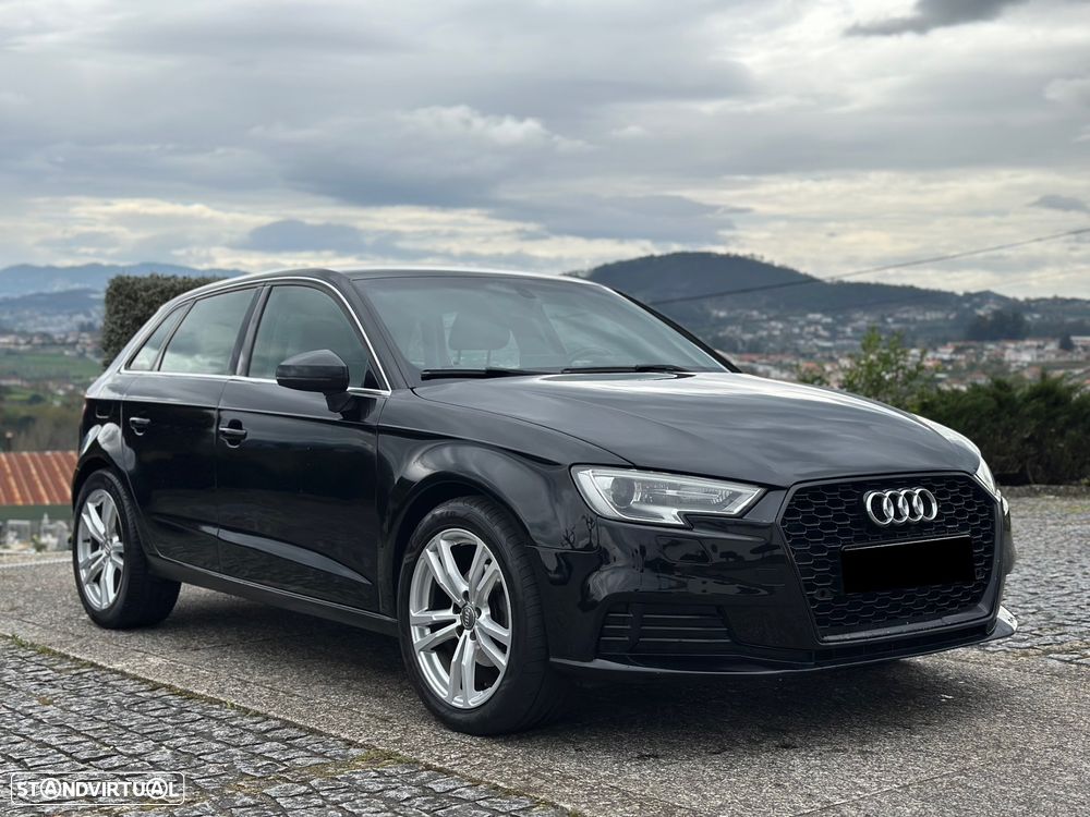 Audi A3 Sportback 1.6 TDI S tronic design - 11