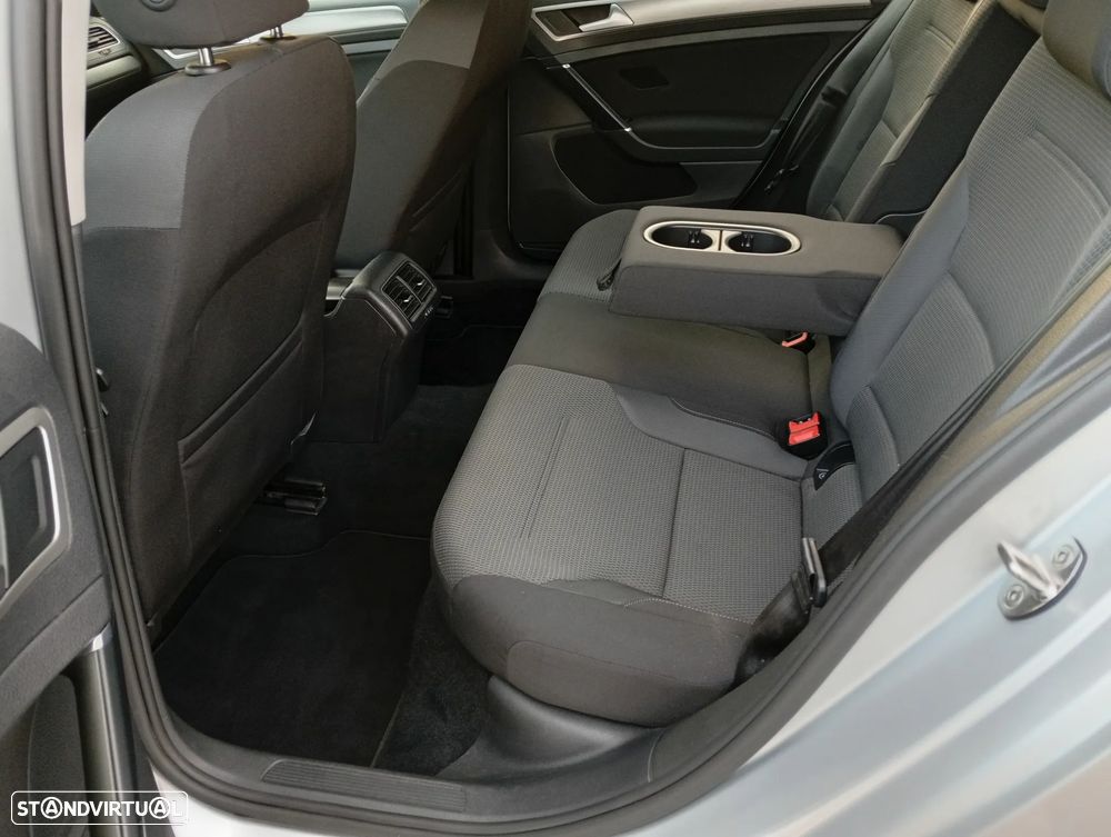 VW Golf Variant 1.6 TDi GPS Edition - 12