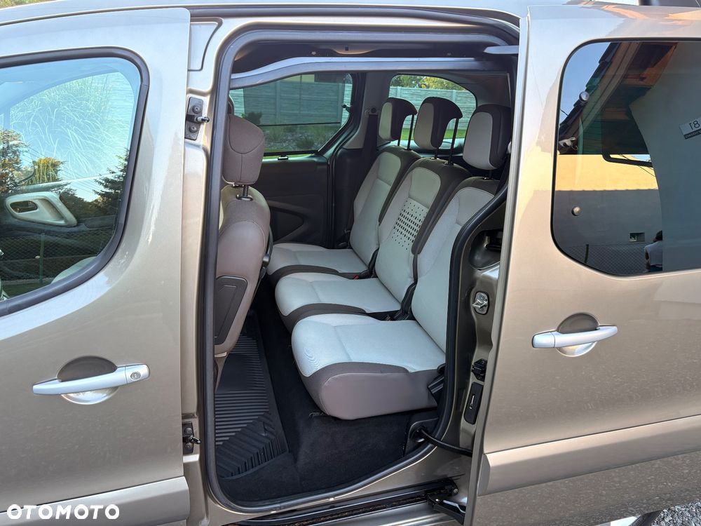 Citroën Berlingo Multispace HDi 115 FAP Selection - 17