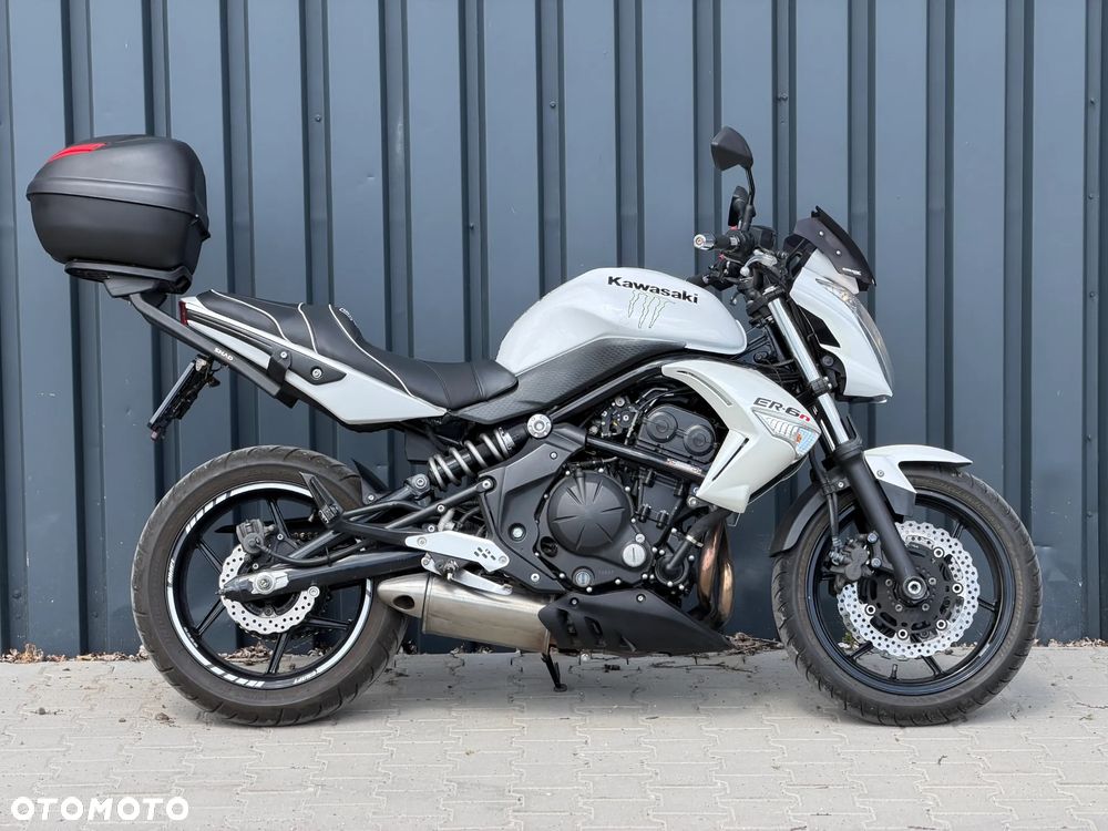 Kawasaki ER - 2
