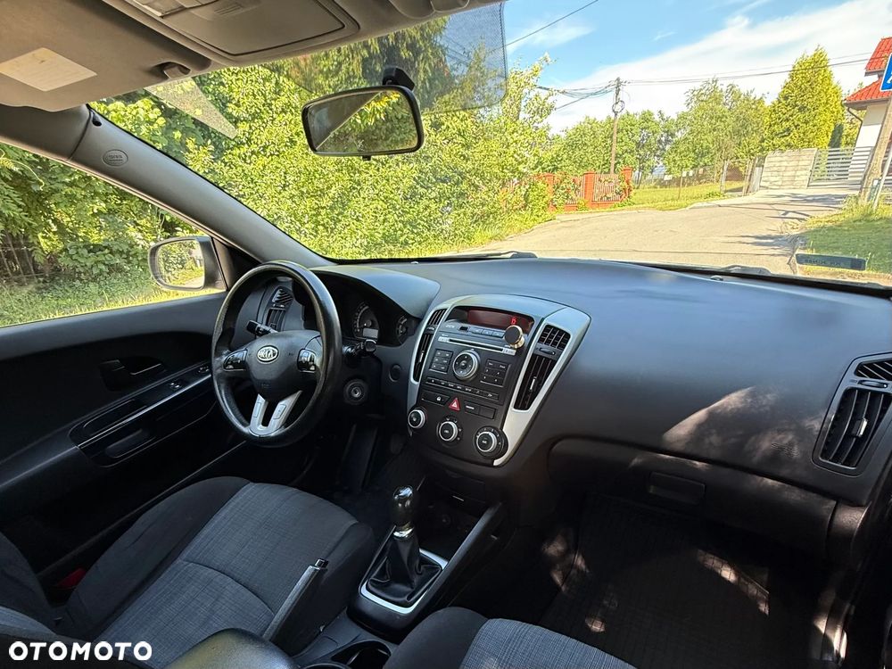 Kia Ceed 1.4 Comfort + - 13
