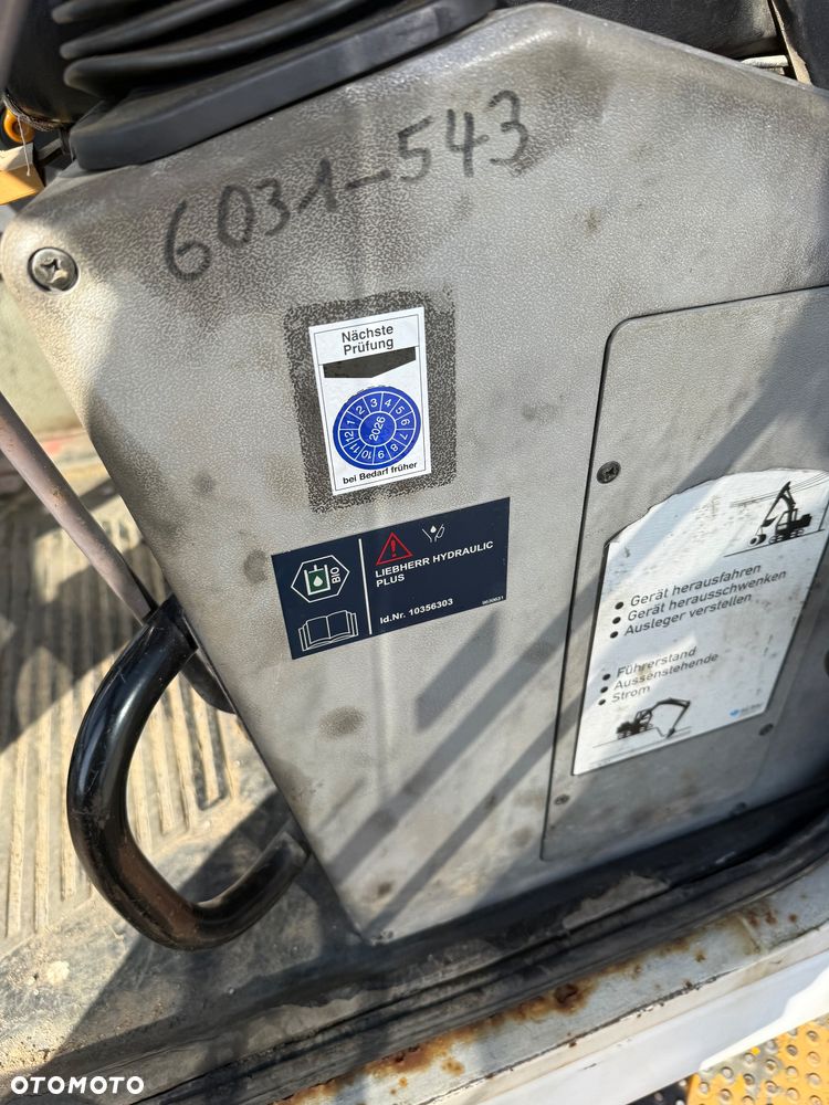 Liebherr A900 Litronic - 12