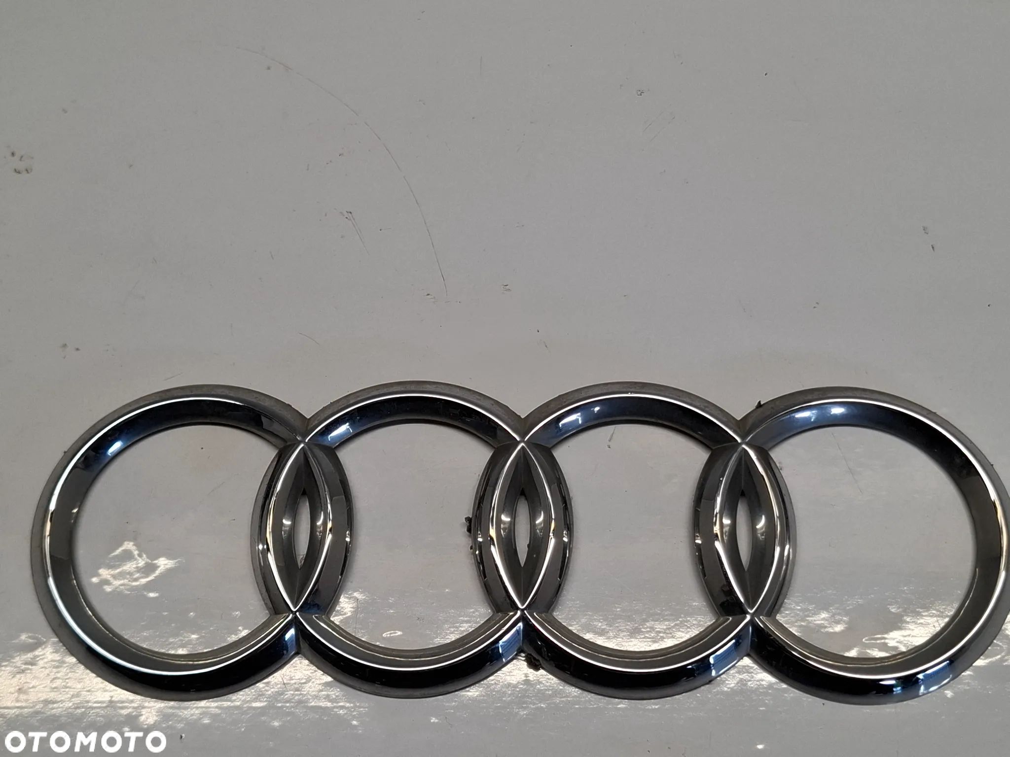 ZNACZEK EMBLEMAT KLAPY TYL BAGAZNIKA AUDI 21,5CM SLASK WYSYLKA - 1