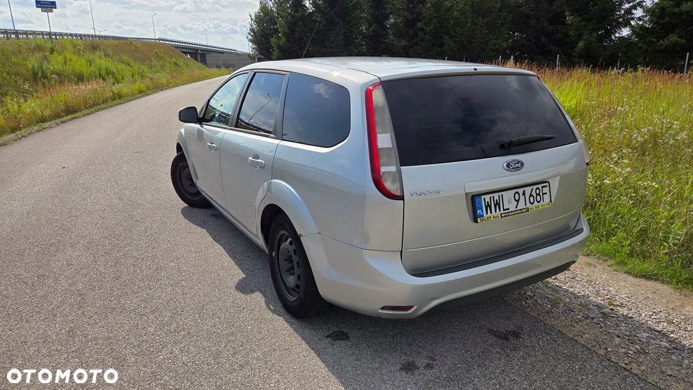 Ford Focus 1.6 Trend EU5 - 3